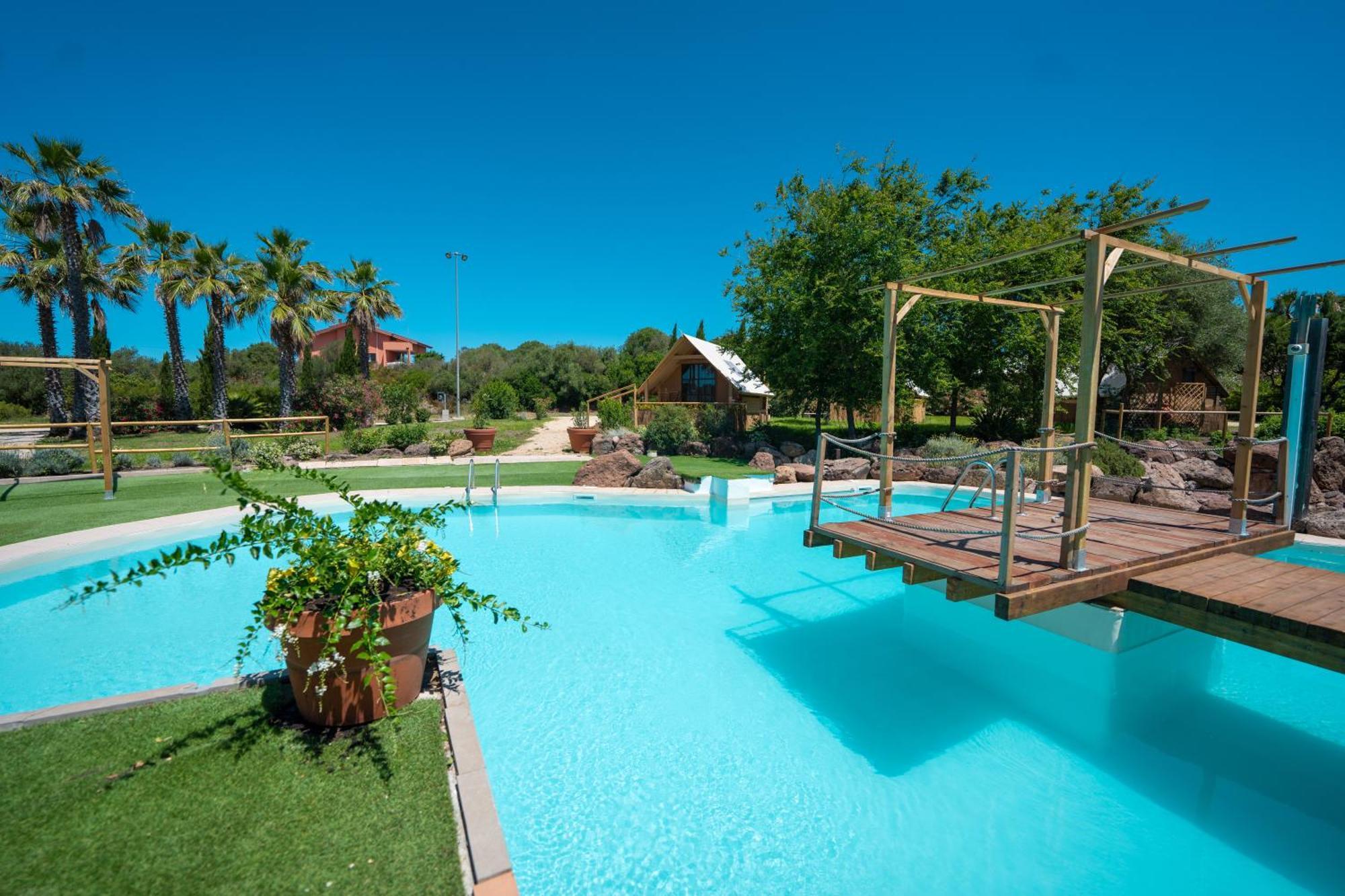 Hotel Agriglamping Butterfly House Sardegna Olmedo Esterno foto